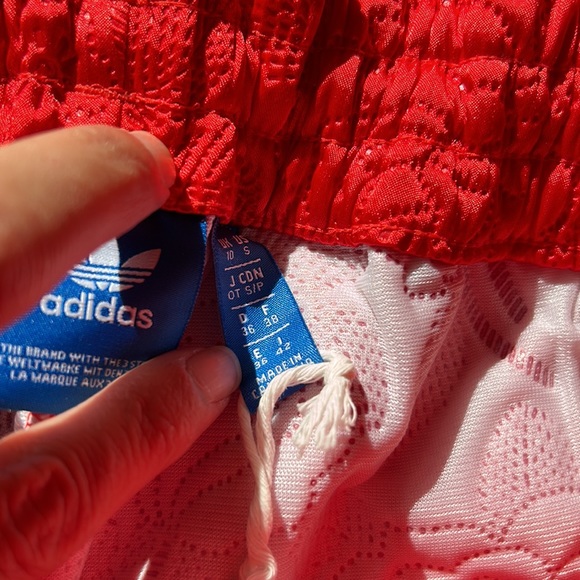 Adidas rose shorts s - Picture 3 of 7